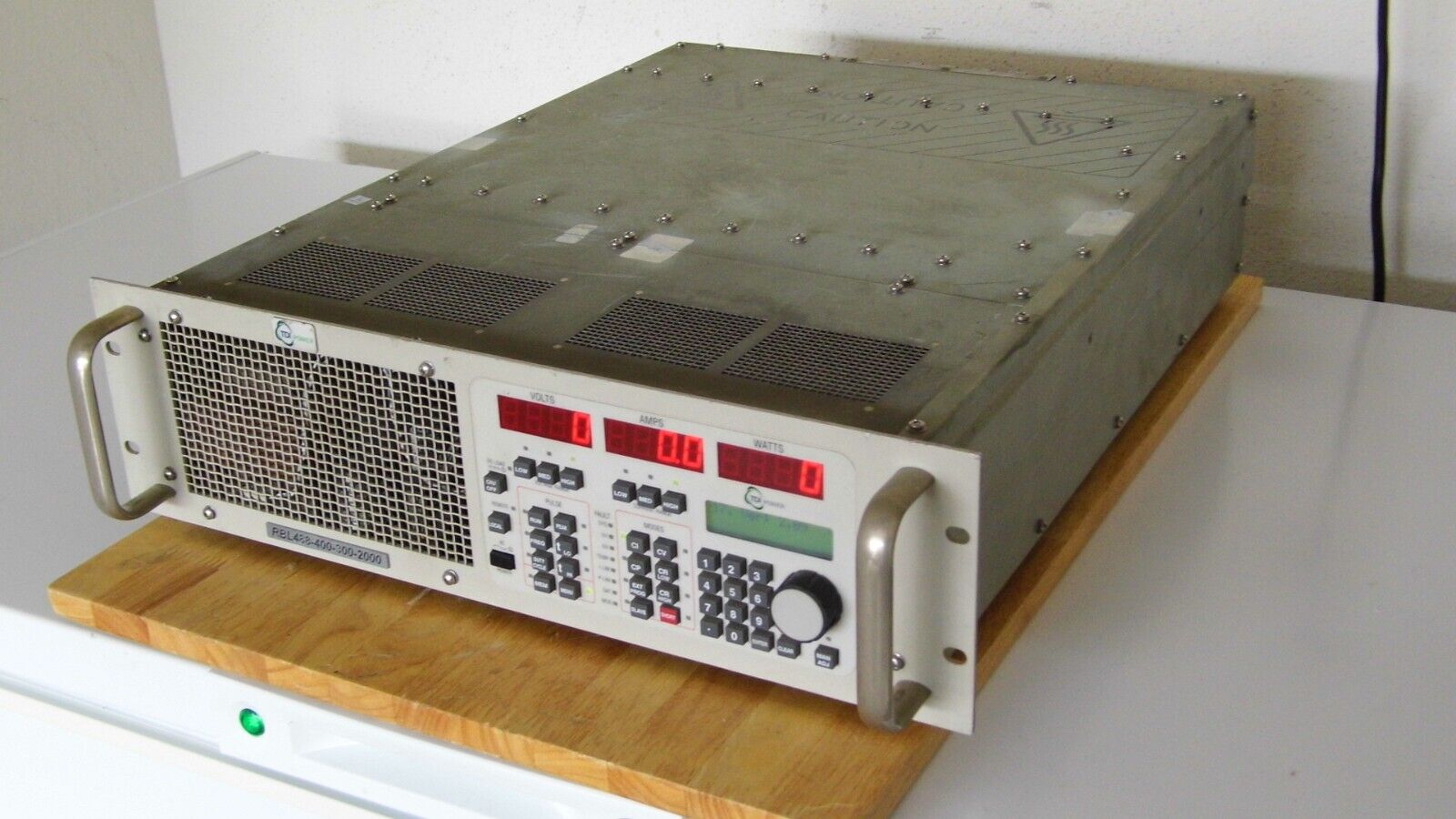 RBL488 400-300-2000 (GPIB) TDI 400Vdc 300A 2000W DC load (5 in stock) RBL488 400-300-2000 (GPIB) TDI 400Vdc 300A 2000W DC load (5 in stock)